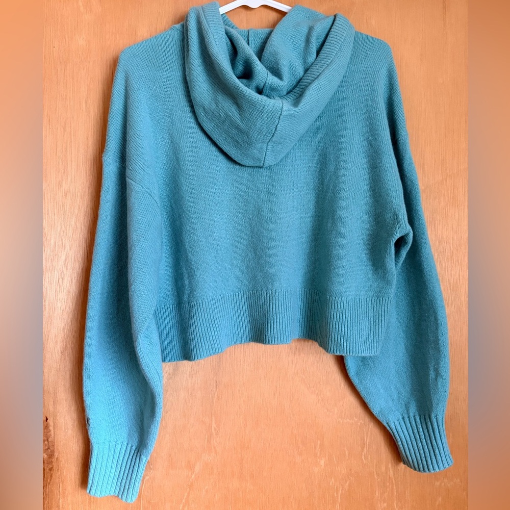 Everlane Recycled Cashmere Cozy Cropped Hooded Sweater - Teal size medium - Picture 2 of 4